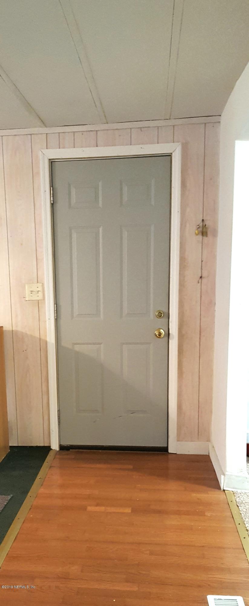 11352 Guinn Road Jacksonville, FL 32218 - Photo 20 of 26 Foyer
