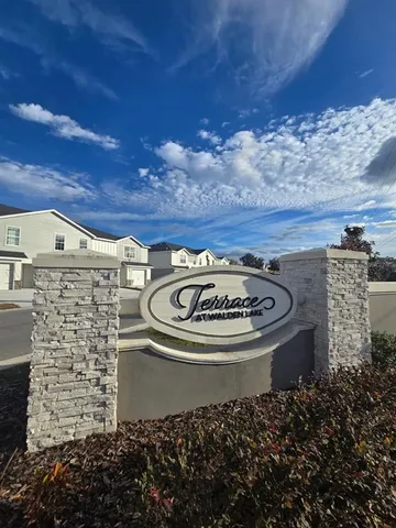 $2,350 | 2738 Idyll Lks Circle, Plant City, FL 33566