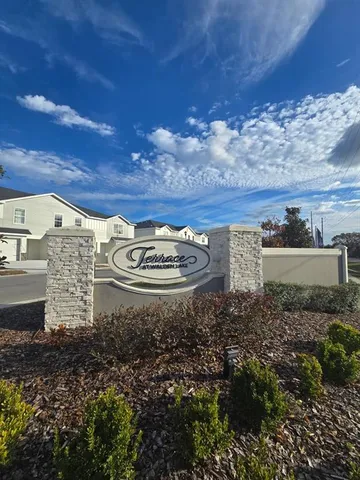 $2,350 | 2738 Idyll Lks Circle, Plant City, FL 33566