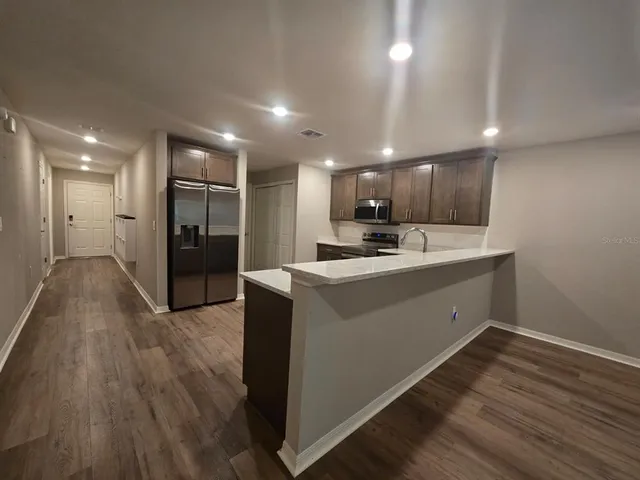 $2,350 | 2738 Idyll Lks Circle, Plant City, FL 33566