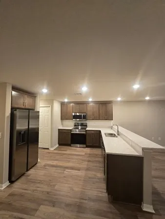 $2,200 | 2738 Idyll Lks Circle, Plant City, FL 33566