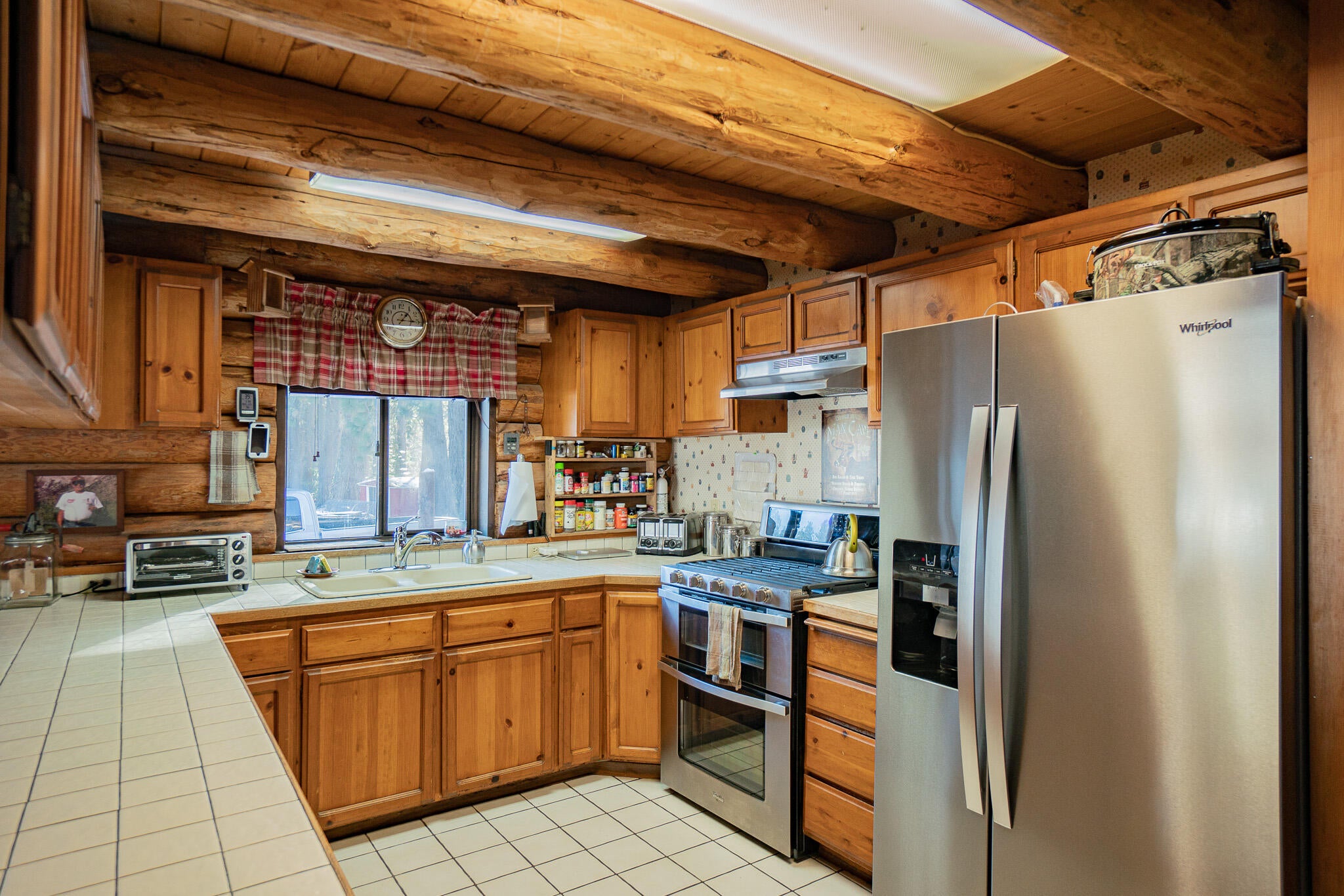 832 Ulrich Road Prospect, OR 97536 - Photo 11 of 28 Kitchen