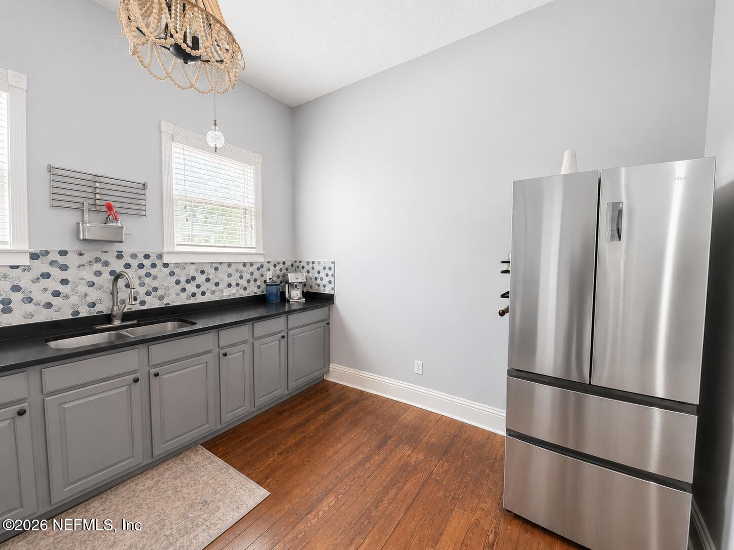 443 East 3rd Street Jacksonville, FL 32206 - Photo 7 of 11 Kitchen 02
