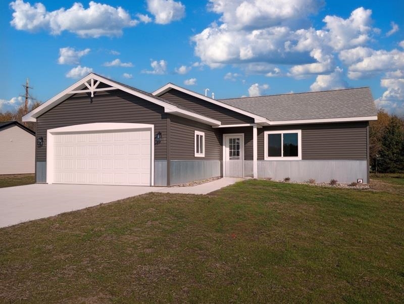 1004 Pheasant Run, Unit 5 Gladwin, MI 48624 - Photo 1 of 8
