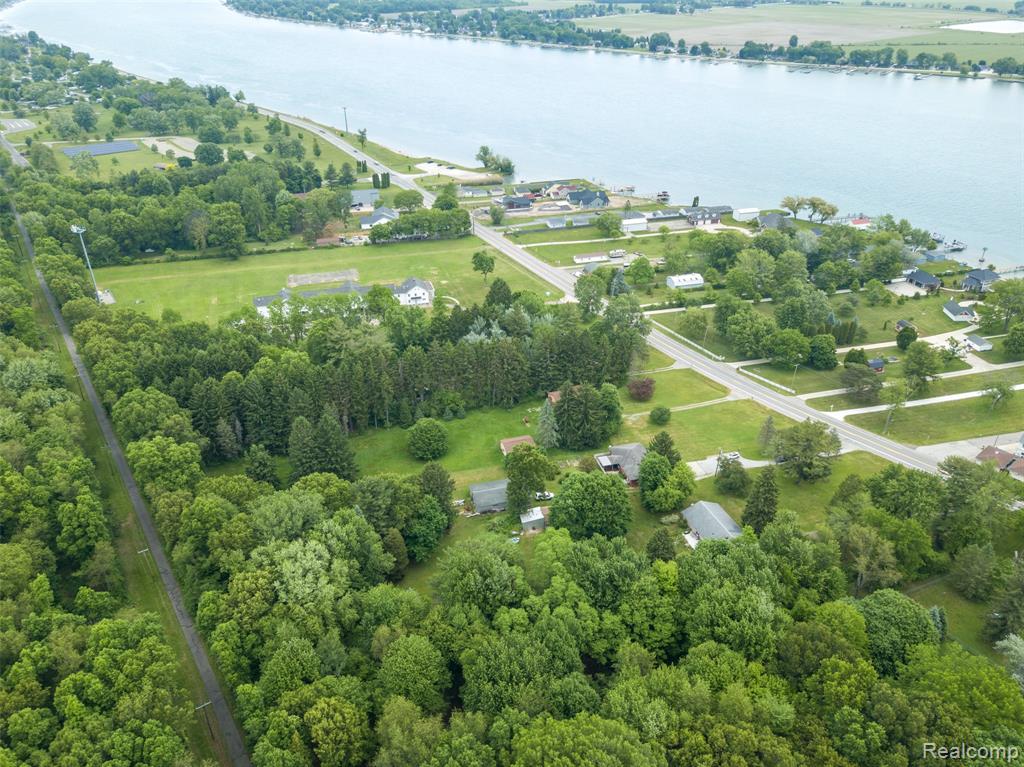 9404 North River Road Algonac, MI 48001 - Photo 35 of 37