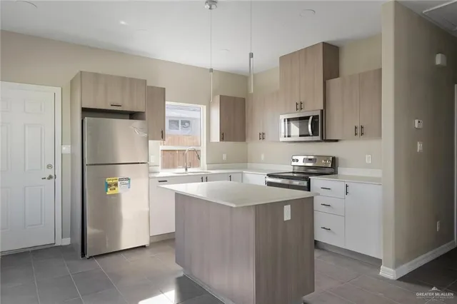 $1,150 | 3309 Frio Avenue, Unit 3, McAllen, TX 78504