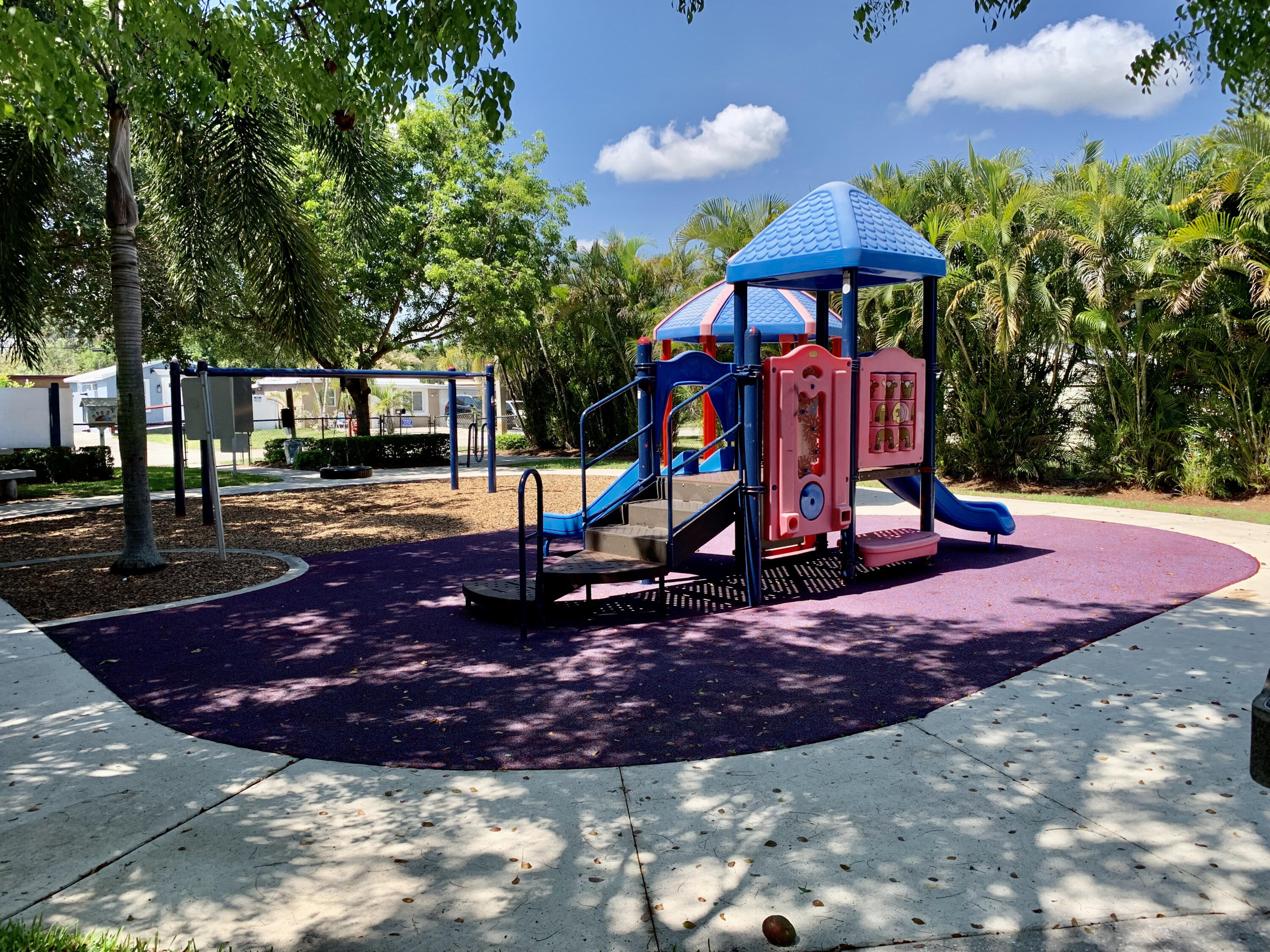 1125 Peak Road Lake Worth, FL 33462 - Photo 12 of 23 IMG_1370