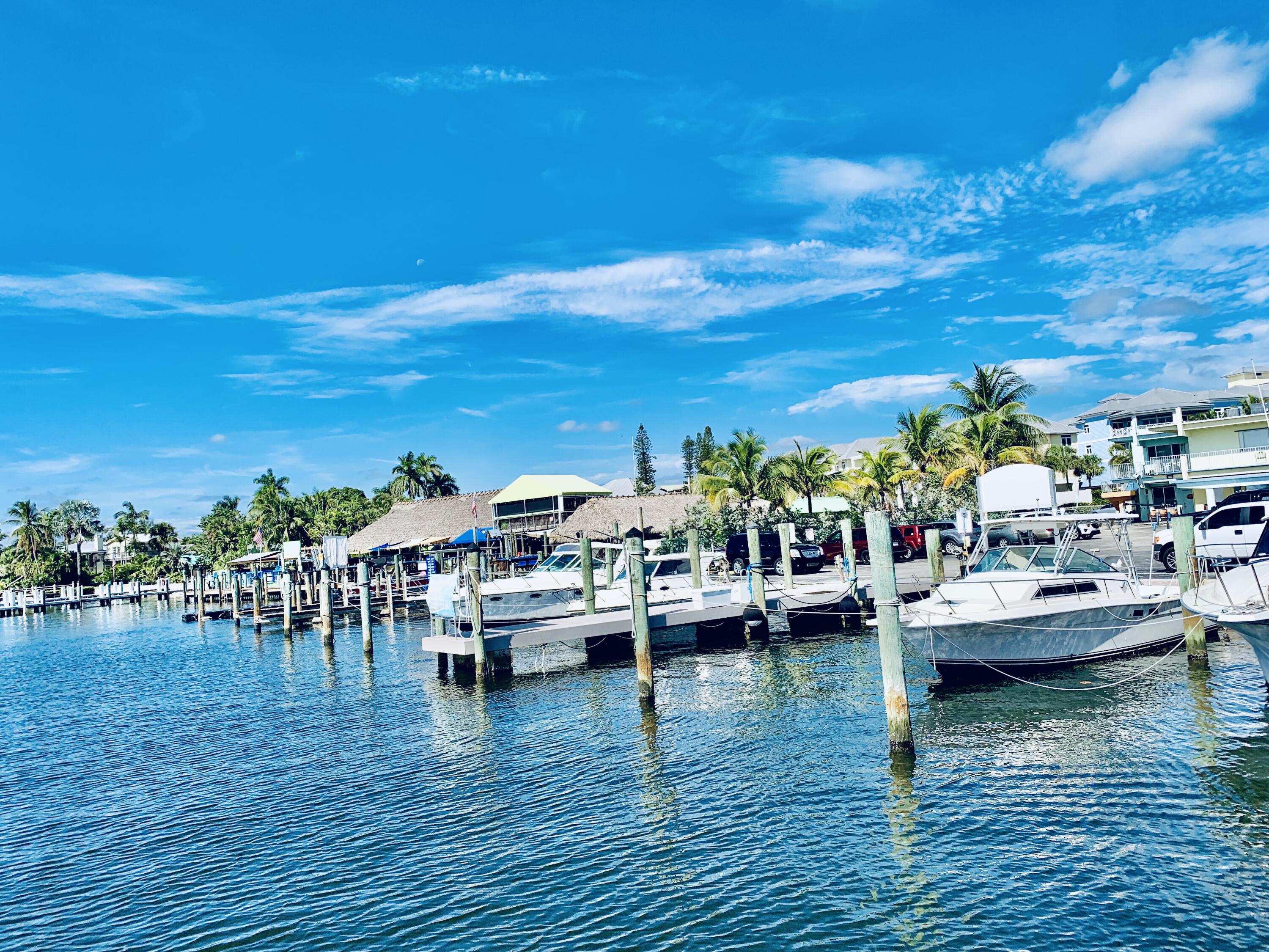1125 Peak Road Lake Worth, FL 33462 - Photo 22 of 23 Lantana Water View