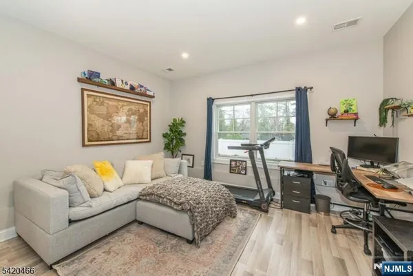 $5,200 | 117 Valley Road, Unit 3, Montclair, NJ 07042