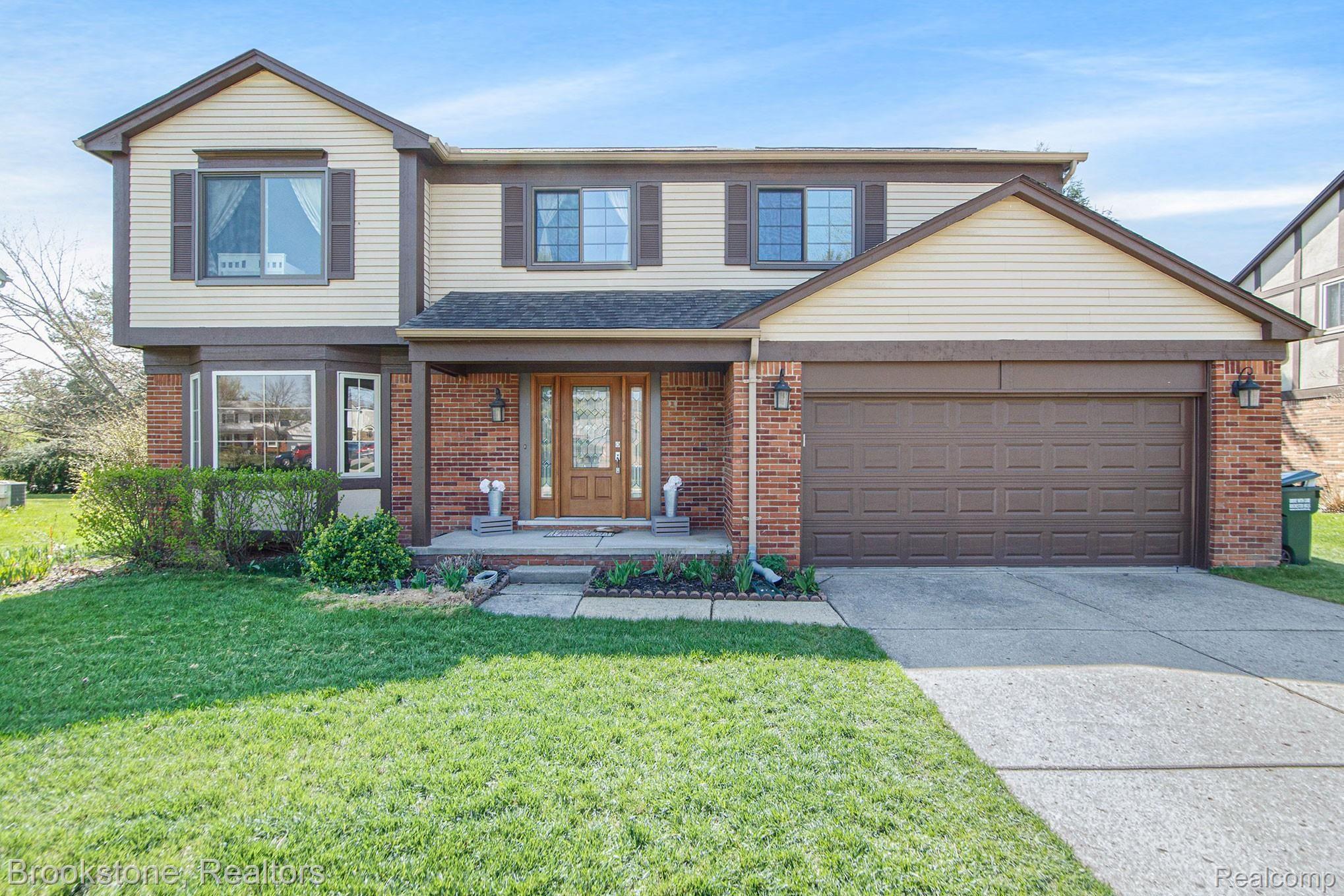 744 Baker Street Rochester, MI 48307 - Photo 1 of 38 BPG_8065.jpg