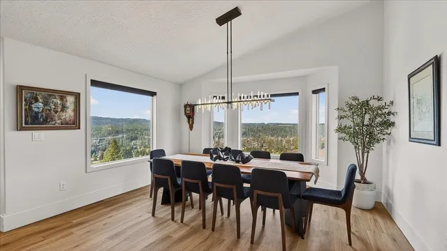 $1,099,000 | 1213 East Fireside Lane, Spokane, WA 99208