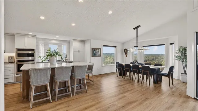 $1,099,000 | 1213 East Fireside Lane, Spokane, WA 99208