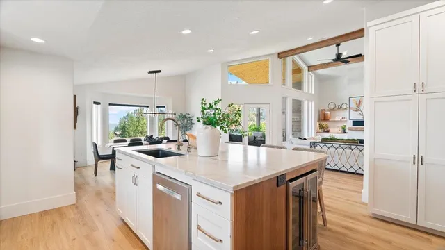 $1,099,000 | 1213 East Fireside Lane, Spokane, WA 99208