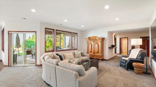 $1,099,000 | 1213 East Fireside Lane, Spokane, WA 99208