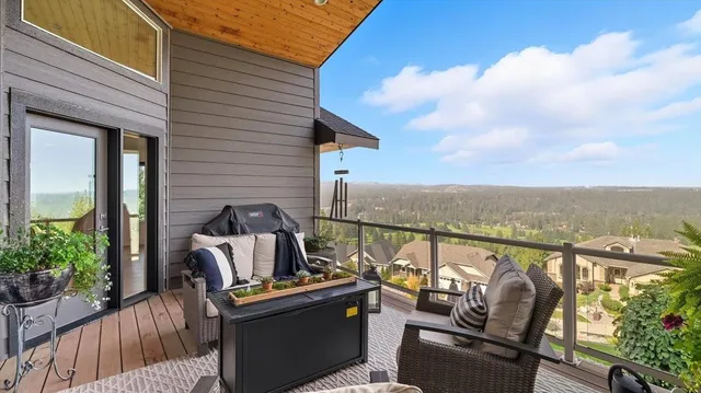 $1,099,000 | 1213 East Fireside Lane, Spokane, WA 99208