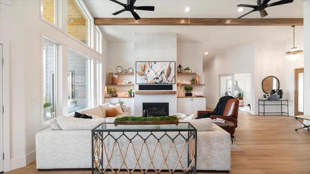 $1,099,000 | 1213 East Fireside Lane, Spokane, WA 99208