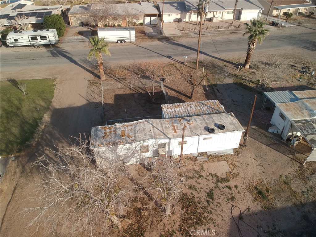 1609 Riviera Drive Blythe, CA 92225 - Photo 23 of 40 a view of a backyard of the house