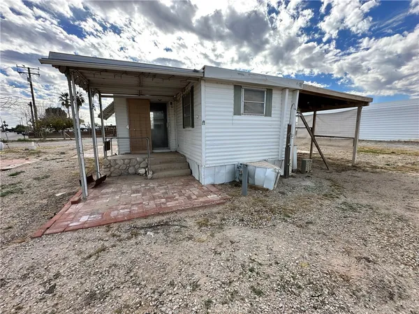$250,000 | 1609 Riviera Drive, Blythe, CA 92225