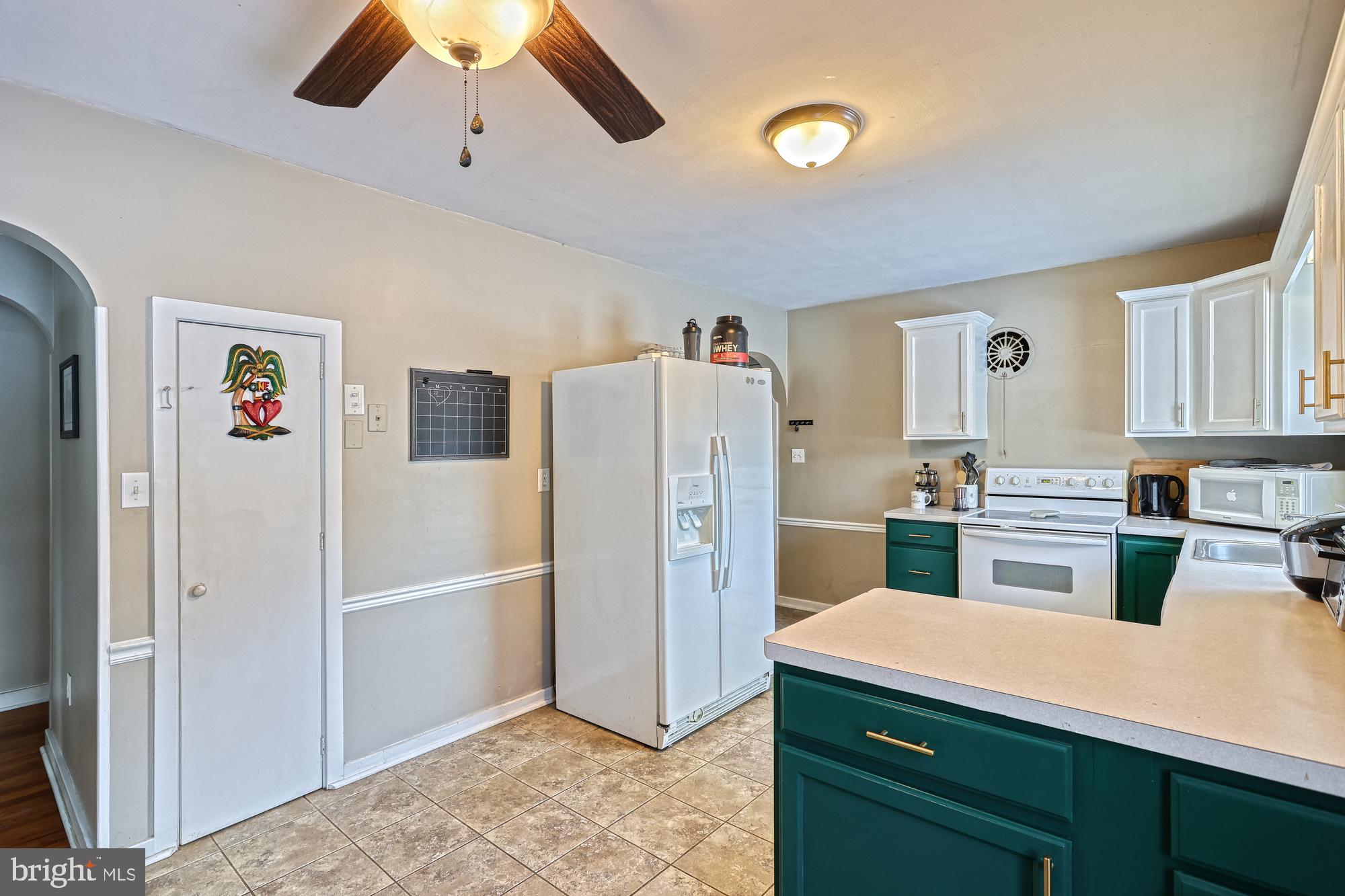 13 Salt Road Enola, PA 17025 - Photo 10 of 34 Gallery Image 10