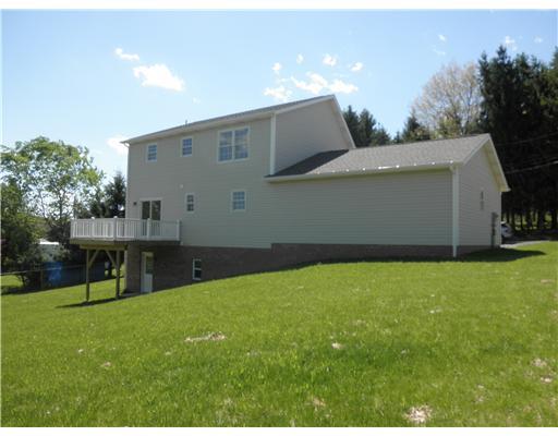 115 Anderson Road Butler, PA 16002 - Photo 10 of 14 Exterior Back.