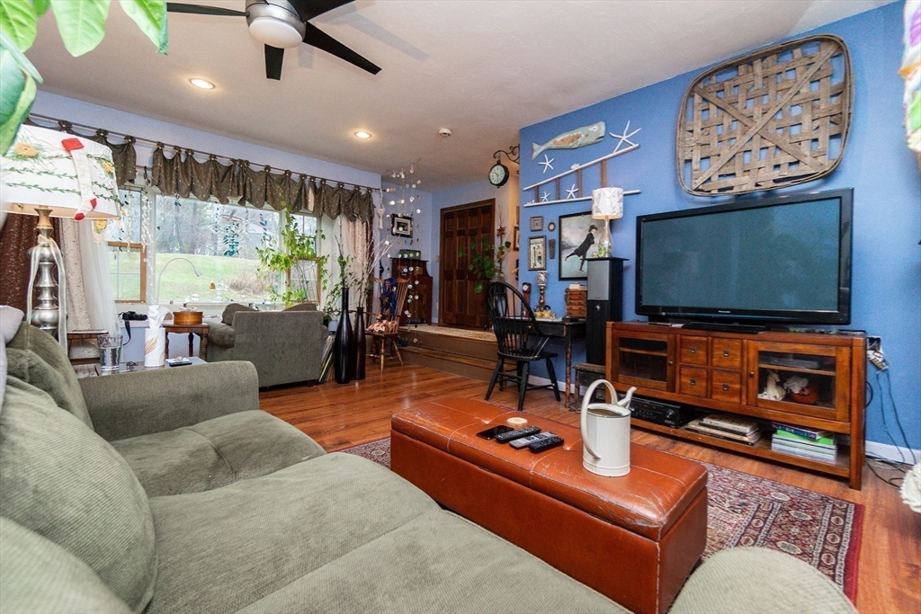 14 Carpenter Hill Road, Unit A Mendon, MA 01756 - Photo 18 of 42