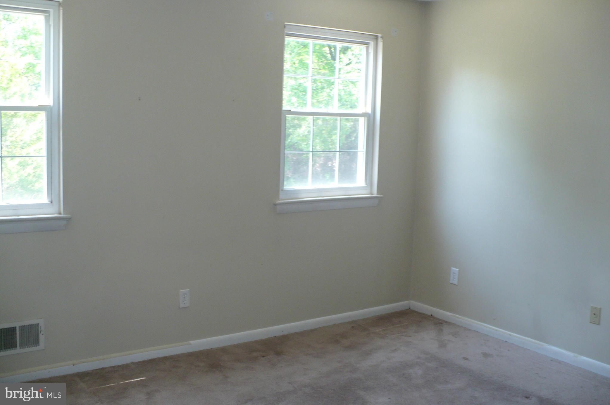 17220 Chiswell Road Poolesville, MD 20837 - Photo 8 of 17 Bedroom (Master)