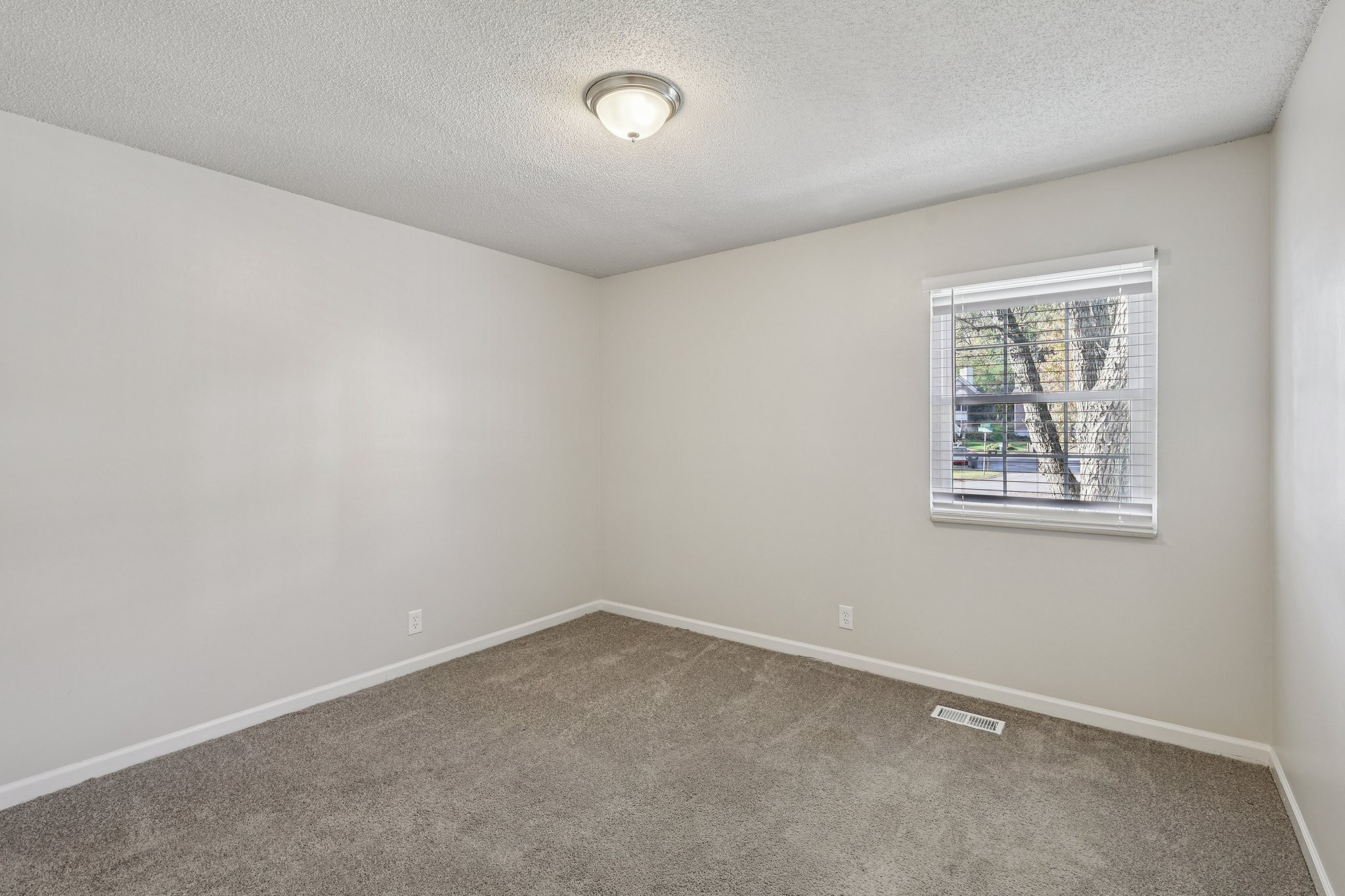 1440 Hunters Branch Road Antioch, TN 37013 - Photo 20 of 35