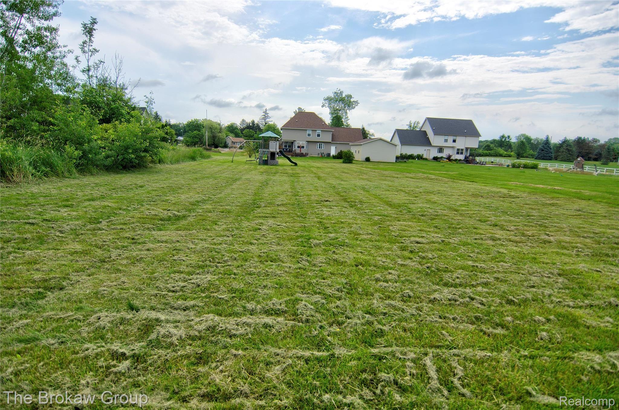 10134 Fenton Road Fenton, MI 48430 - Photo 75 of 83 _DSC0319_20_21.jpg