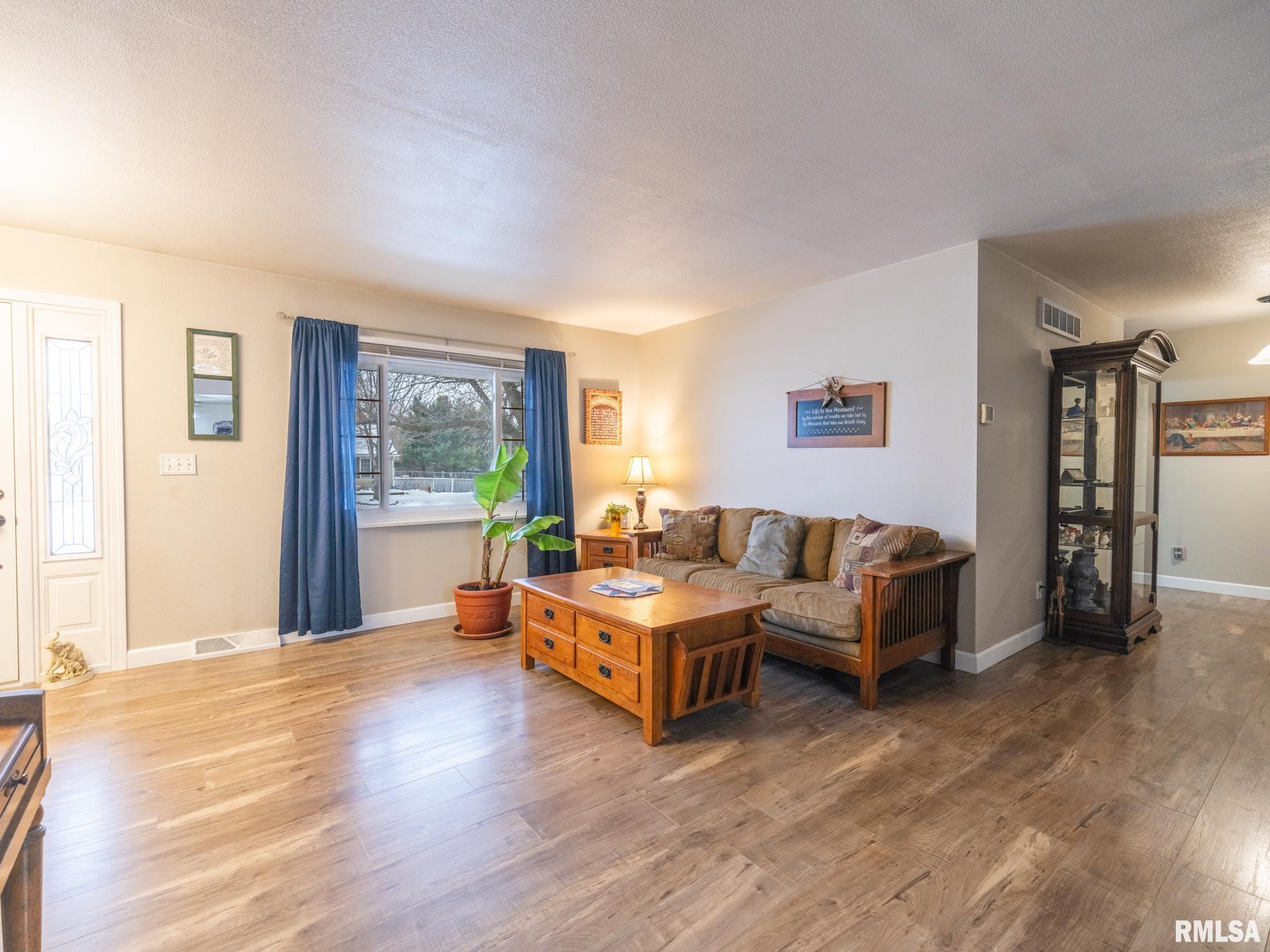 14111 Grandview Drive Manito, IL 61546 - Photo 16 of 64