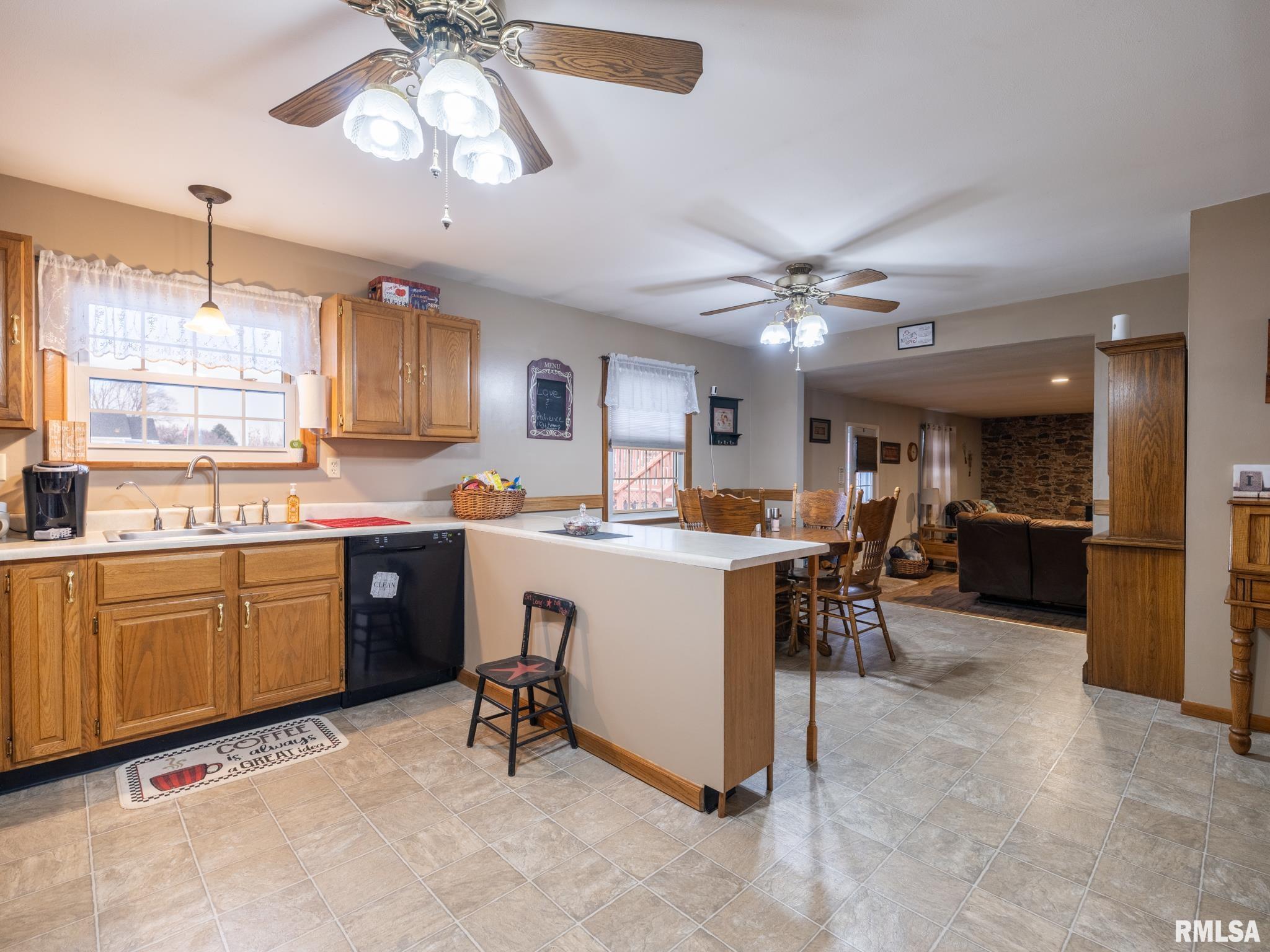 14111 Grandview Drive Manito, IL 61546 - Photo 20 of 64