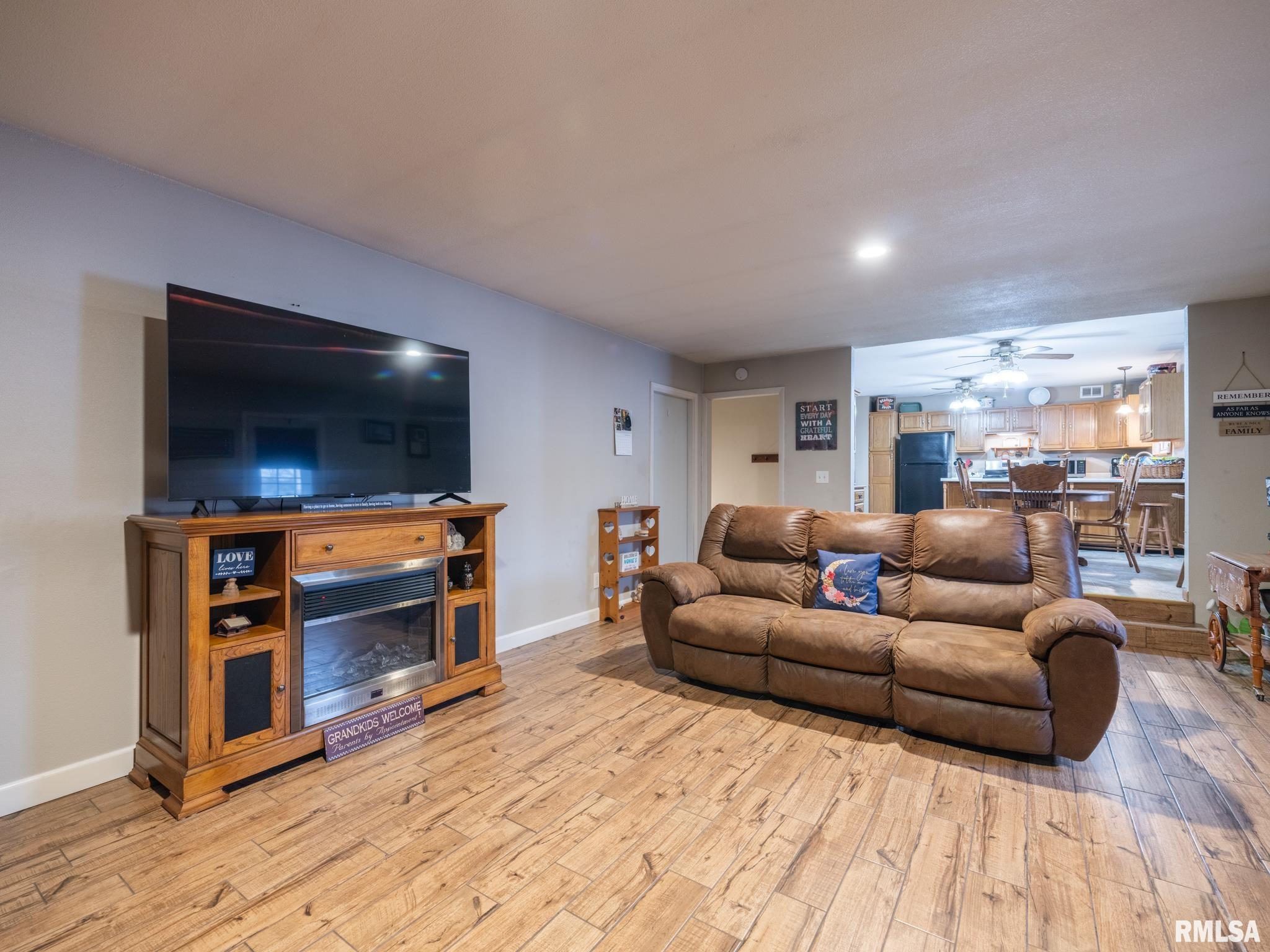 14111 Grandview Drive Manito, IL 61546 - Photo 25 of 64