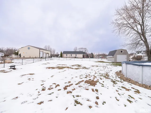 $269,000 | 14111 Grandview Drive, Manito, IL 61546