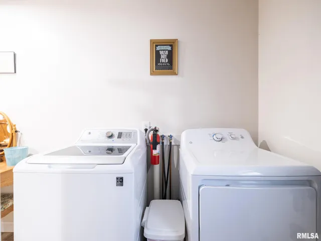 $269,000 | 14111 Grandview Drive, Manito, IL 61546