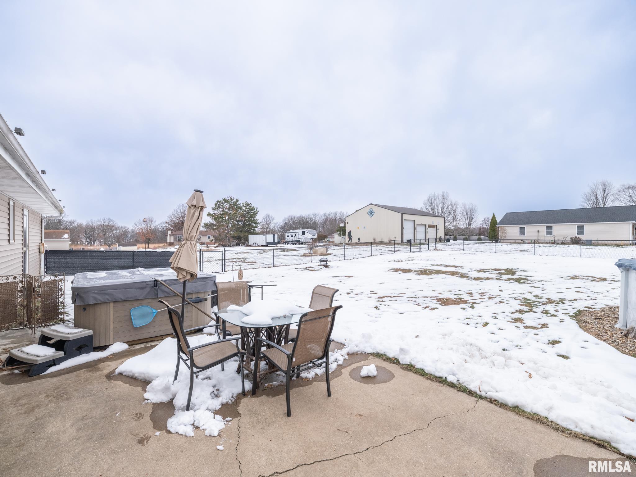 14111 Grandview Drive Manito, IL 61546 - Photo 5 of 64