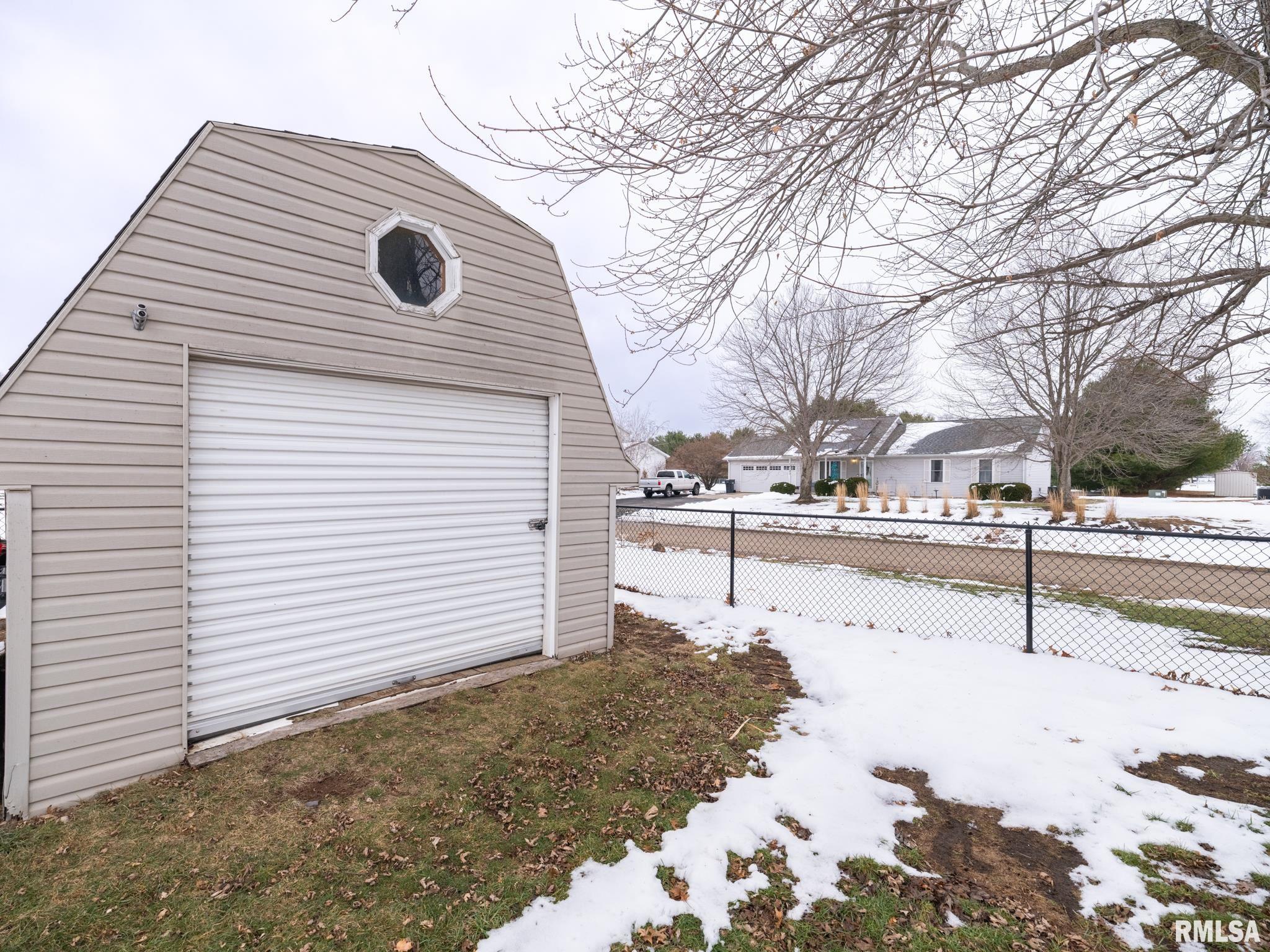 14111 Grandview Drive Manito, IL 61546 - Photo 9 of 64