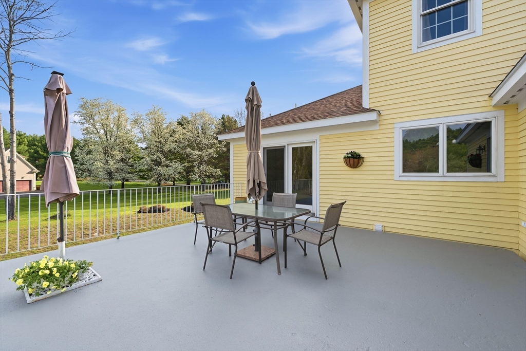10 Haymeadow Road Boxford, MA 01921 - Photo 10 of 41