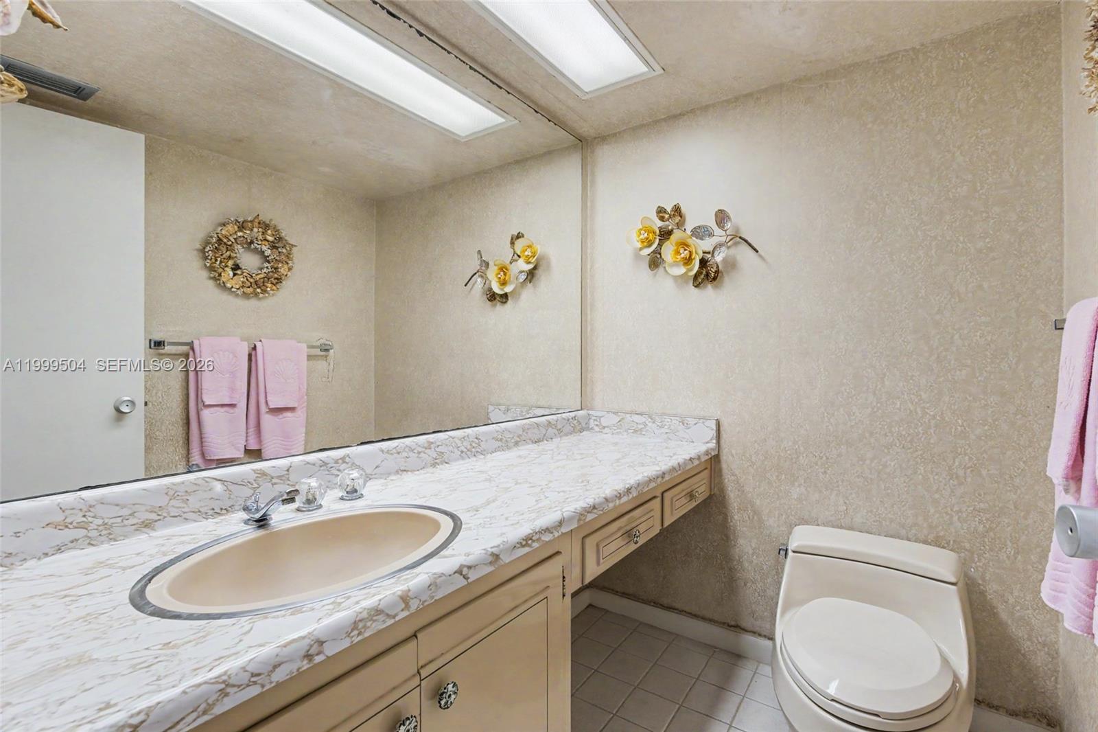 1200 South Ocean Boulevard, Unit 8A Boca Raton, FL 33432 - Photo 33 of 64 1/2 BATH