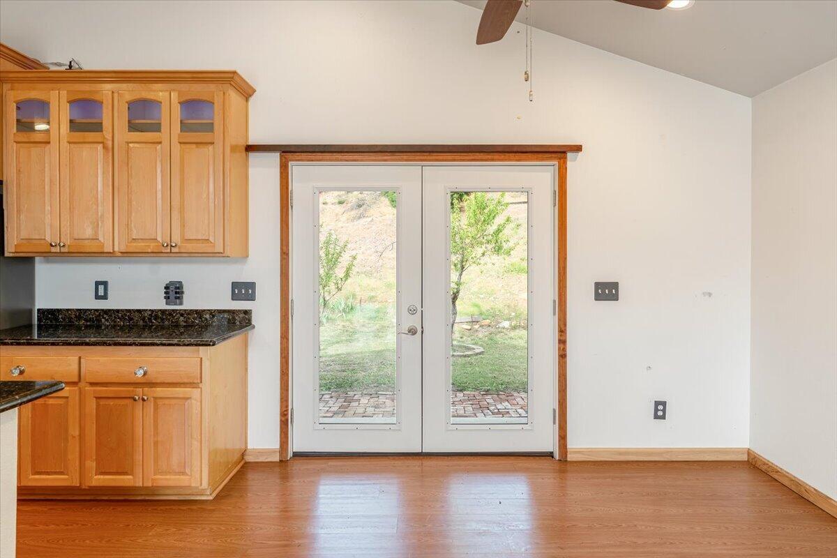 23500 Little Slate Creek Road Lakehead, CA 96051 - Photo 19 of 33 07-23500 Little Slate Creek Rd 7