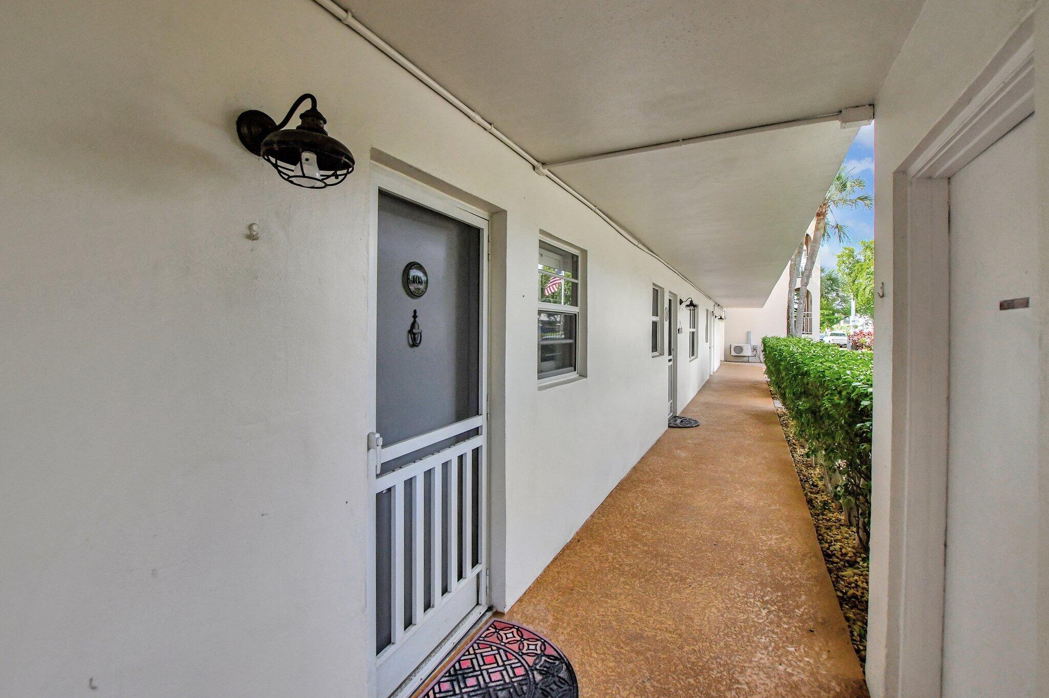 5900 Northeast 7th Avenue, Unit 105N Boca Raton, FL 33487 - Photo 3 of 30 1-web-or-mls-DSC_0036