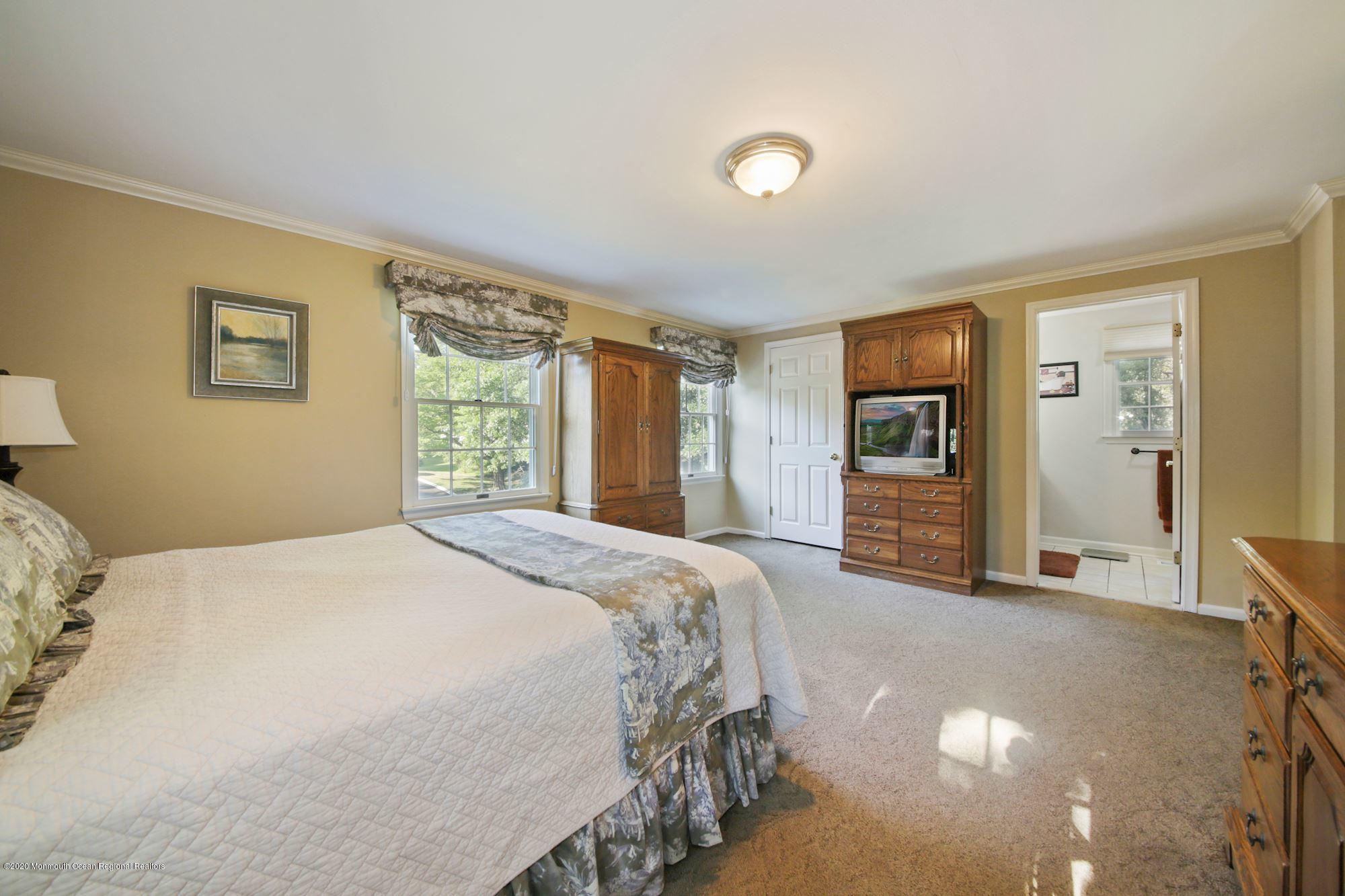 12 Belaire Road Marlboro, NJ 07746 - Photo 11 of 23 Another view of Master Bedrroom