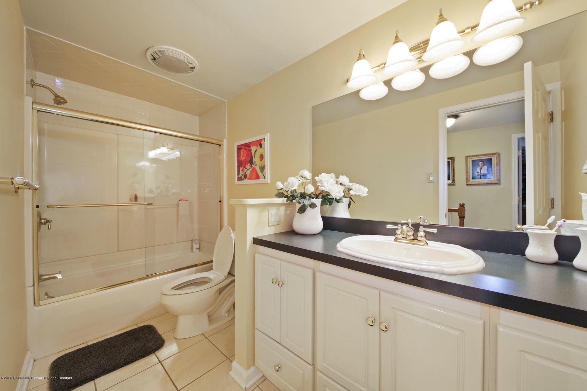 12 Belaire Road Marlboro, NJ 07746 - Photo 17 of 23 Main Bathroom