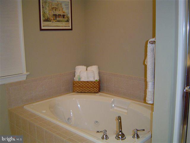 7071 Beaver Spring Road Harrisburg, PA 17111 - Photo 14 of 21 Gallery Image 14