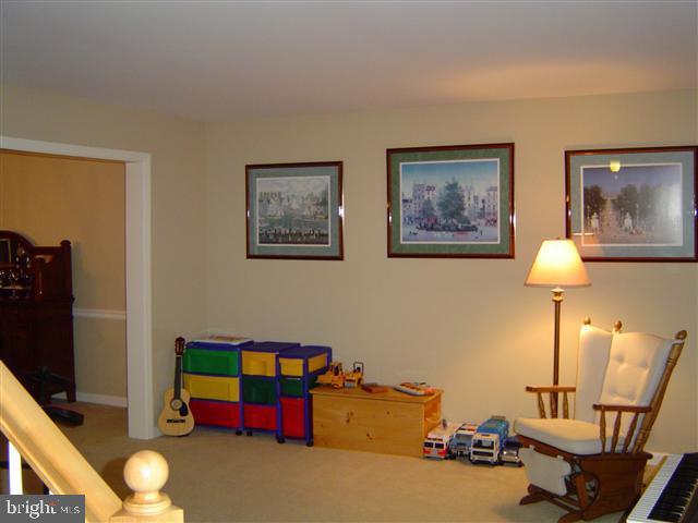 7071 Beaver Spring Road Harrisburg, PA 17111 - Photo 3 of 21 Gallery Image 3