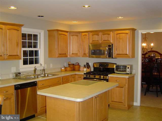 7071 Beaver Spring Road Harrisburg, PA 17111 - Photo 6 of 21 Gallery Image 6