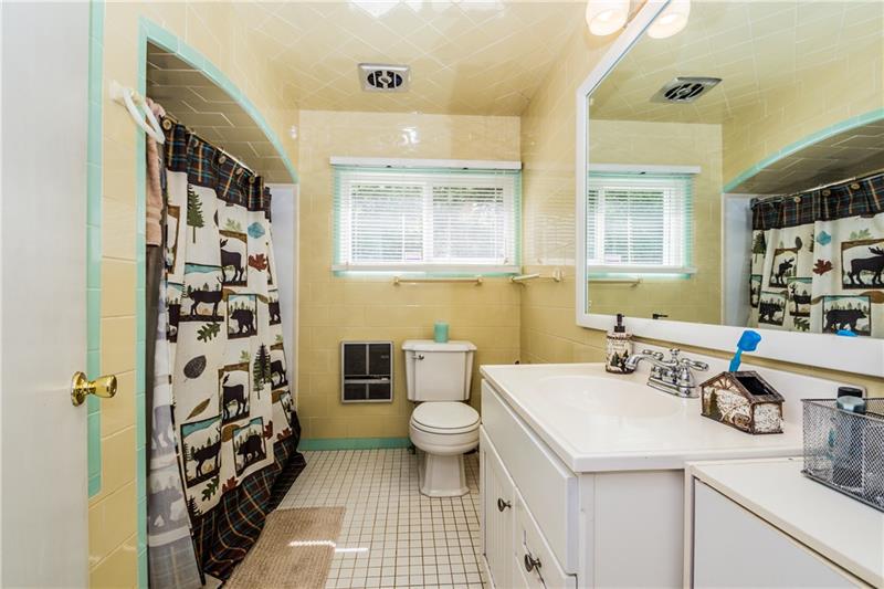 2080 Old State Road Gibsonia, PA 15044 - Photo 14 of 25 Gallery Image 14