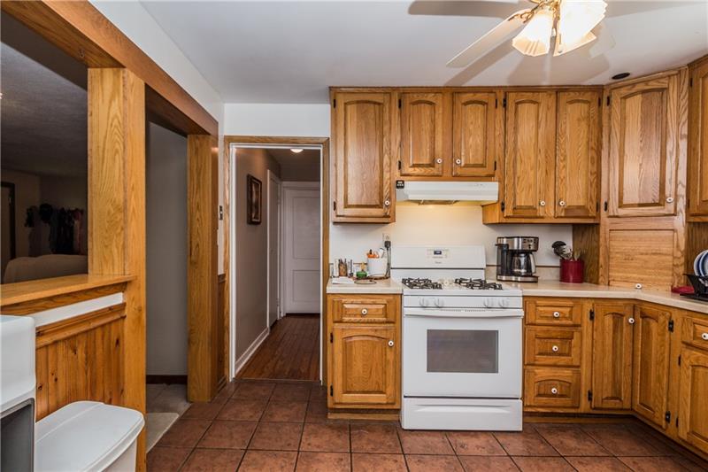 2080 Old State Road Gibsonia, PA 15044 - Photo 4 of 25 Gallery Image 4