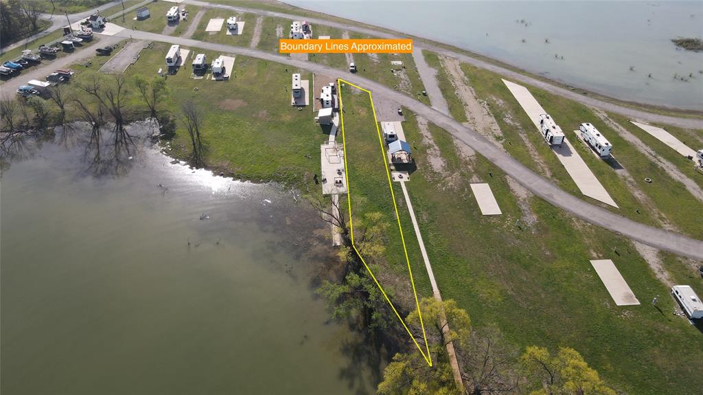 5096 Waterfront Road Kerens, TX 75144 - Photo 11 of 40