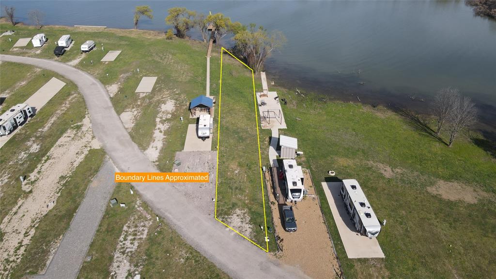 5096 Waterfront Road Kerens, TX 75144 - Photo 8 of 40