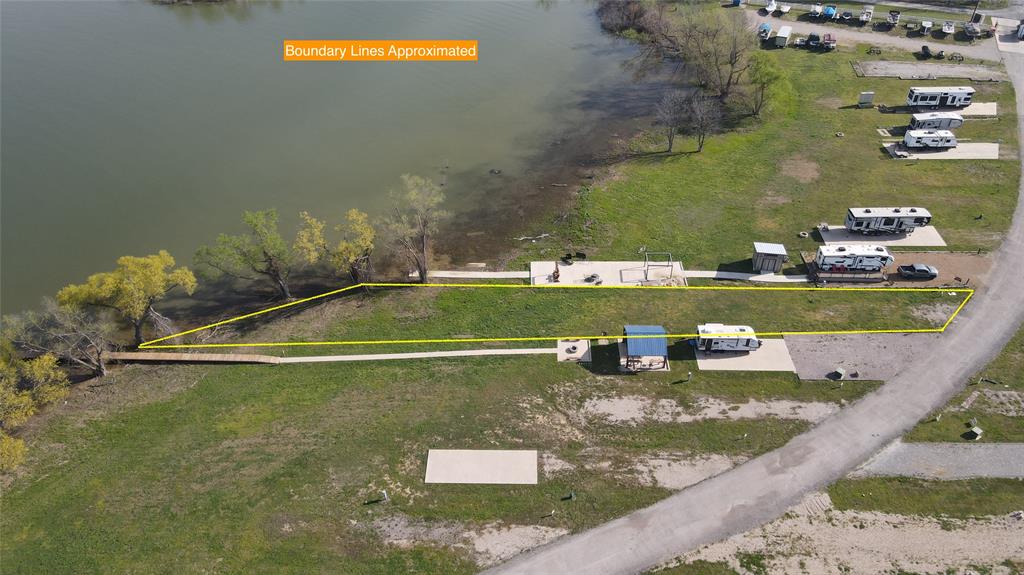 5096 Waterfront Road Kerens, TX 75144 - Photo 10 of 40