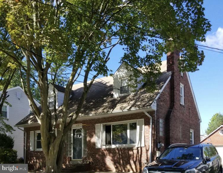 408 Sutherland Road Ewing, NJ 08618 - Photo 1 of 19 Gallery Image 1
